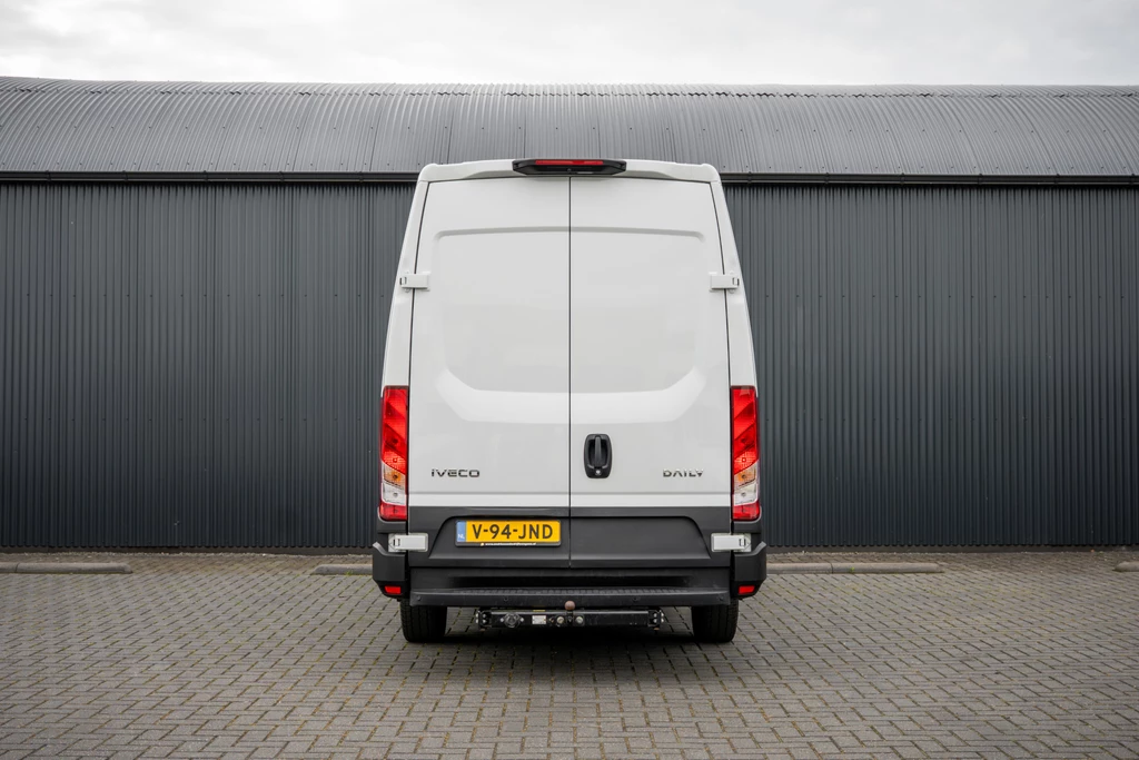 Iveco 35S18 | 3.0L 180PK | Automaat | NW MODEL | 3.5T Trekgewicht | Camera | Carplay | Climate – foto 3