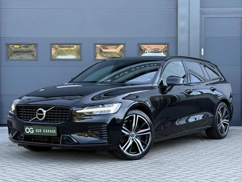 Volvo V60 T6 Recharge AWD R-Design|Camera|Carplay|Trekhaak|19"