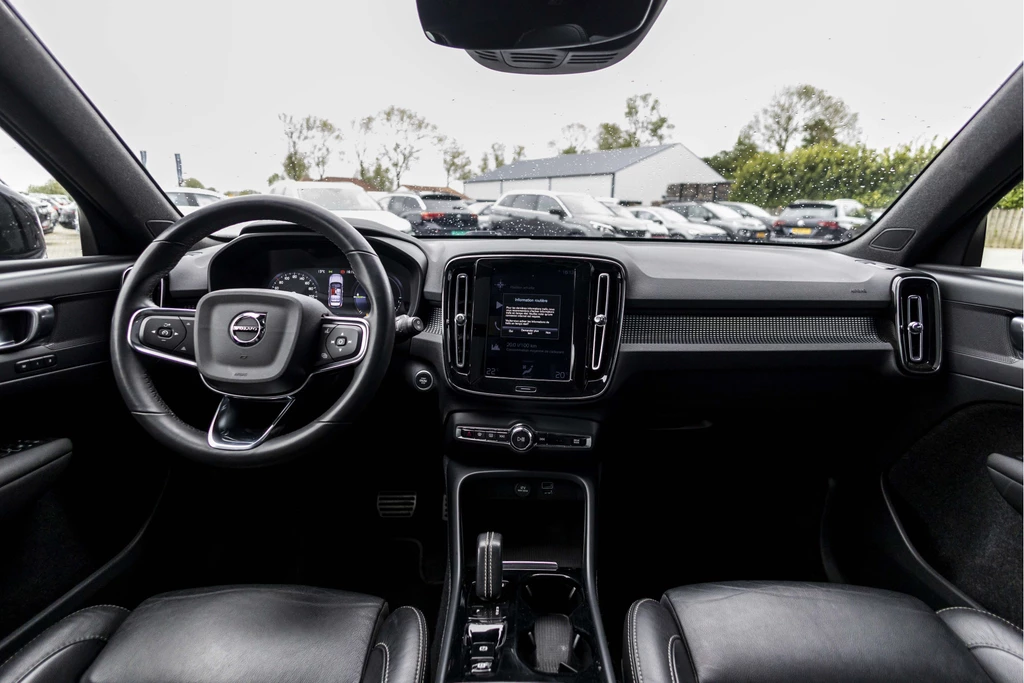 Volvo XC40 – foto 30