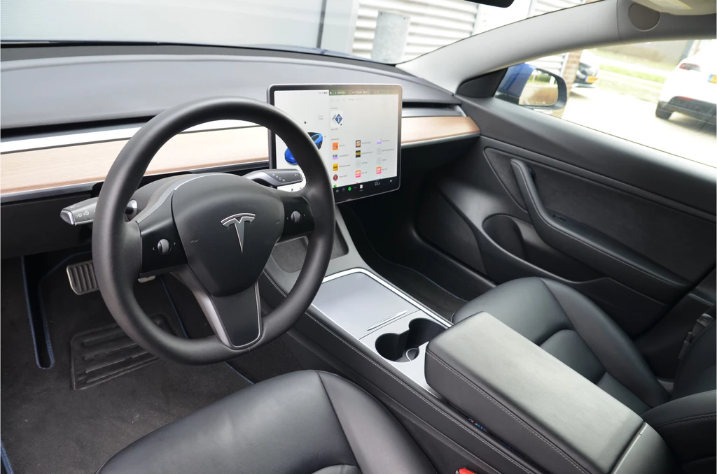 Tesla Model 3 – foto 10