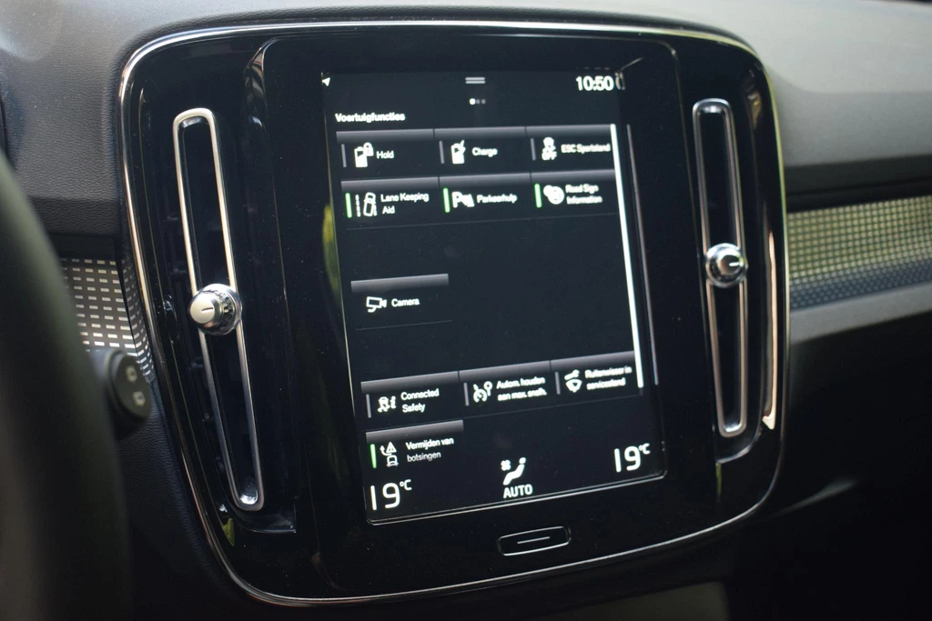 Volvo XC40 – foto 16