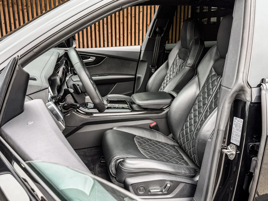 Audi Q8 – foto 28