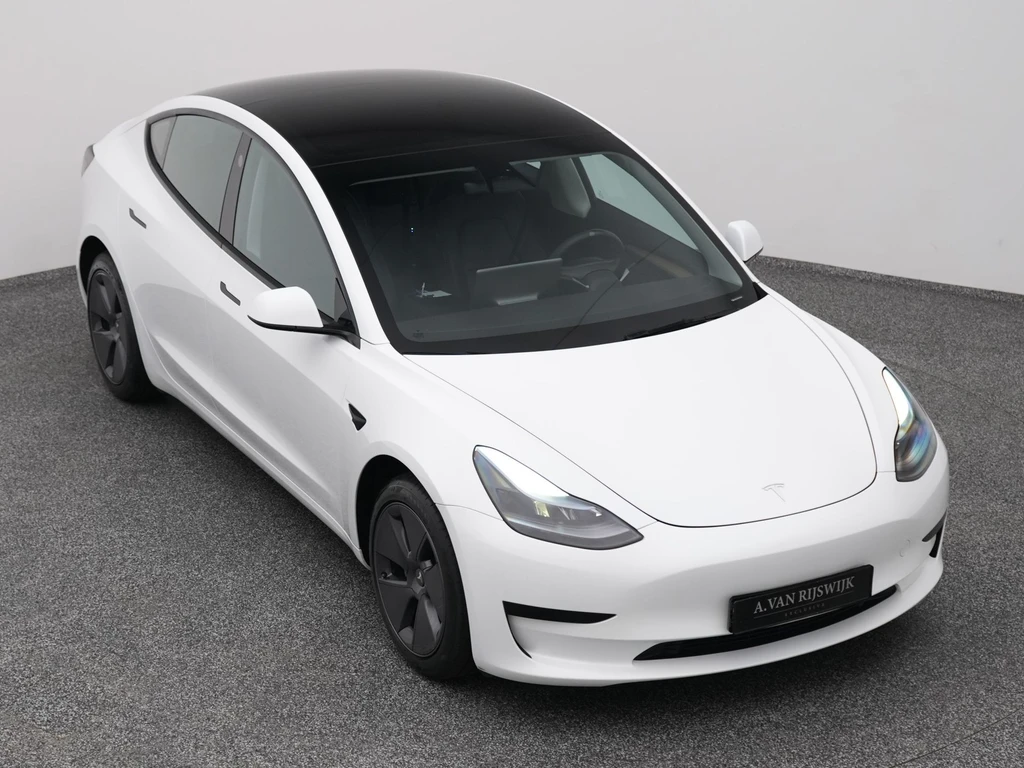 Tesla Model 3 – foto 15