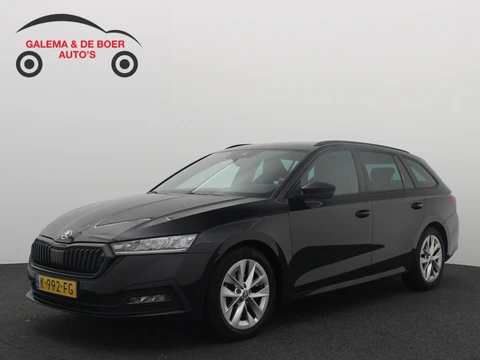 Skoda Octavia Combi 1.0 TSI Sport Business TREKHAAK / RS-STOELEN / FULL LED / CARPLAY / NAVI / CLIMA / PDC / BLUETOOTH / CRUISE / NL-AUTO