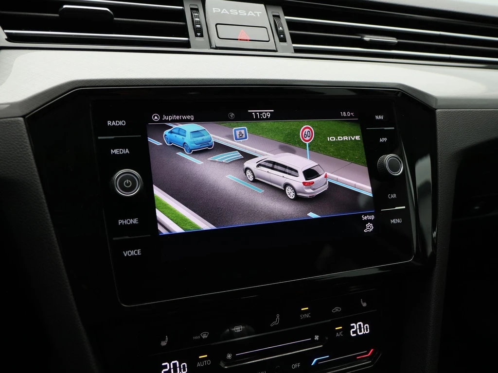 Volkswagen Passat – foto 28