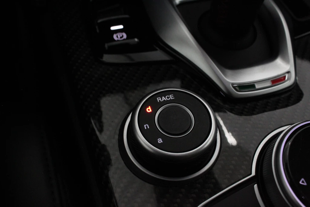 Alfa Romeo Stelvio – foto 25