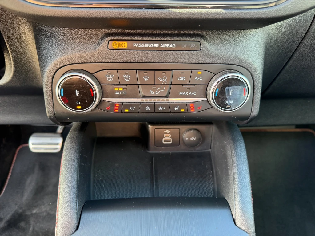 Ford Kuga – foto 13