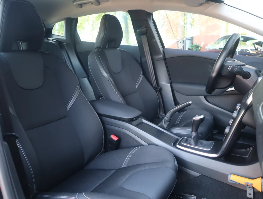 Volvo V40 – foto 14