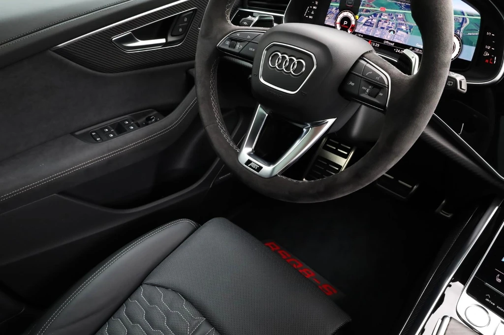 Audi RSQ8 – foto 28