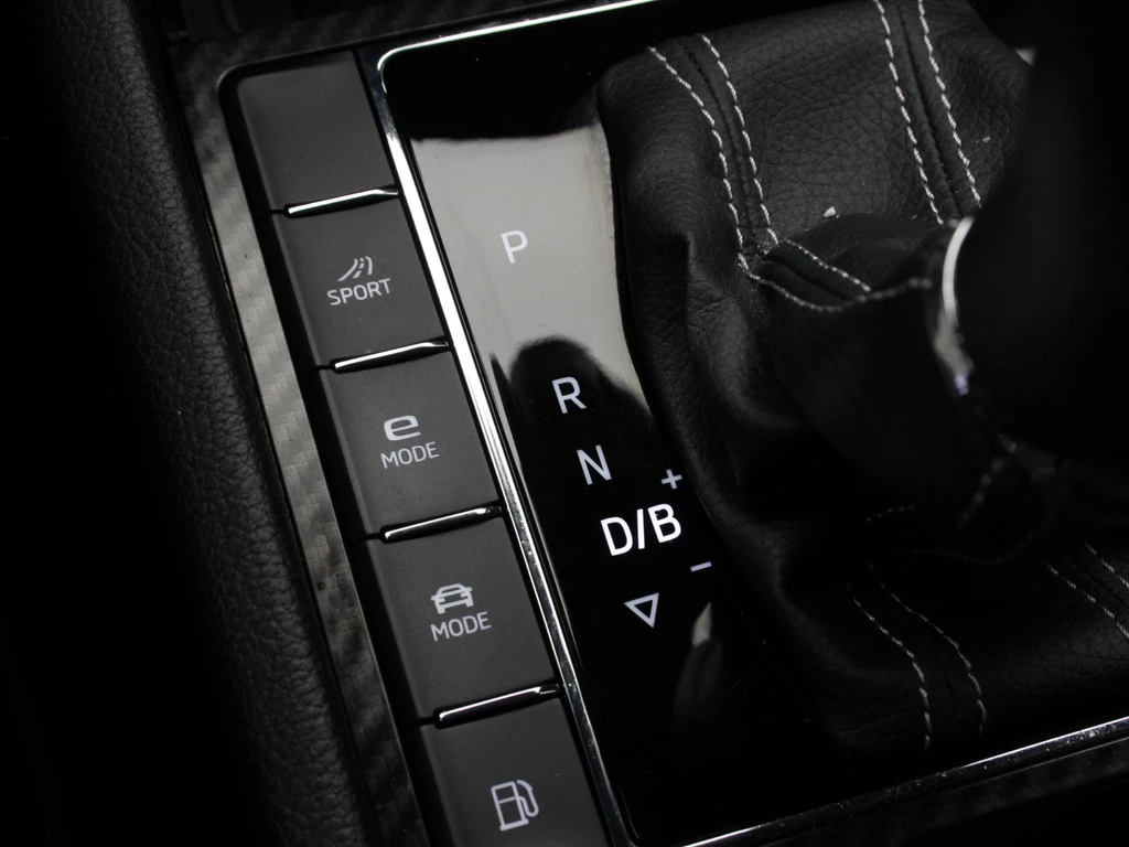 Škoda Superb – foto 32