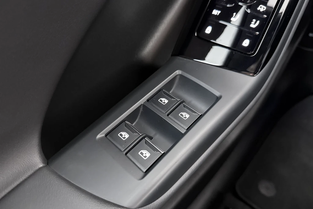 Audi Q6 e-tron – foto 19