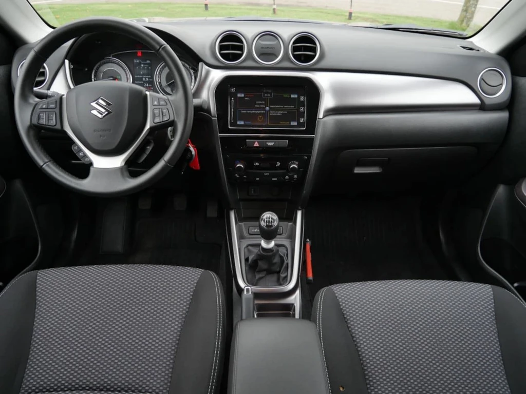 Suzuki Vitara – foto 11