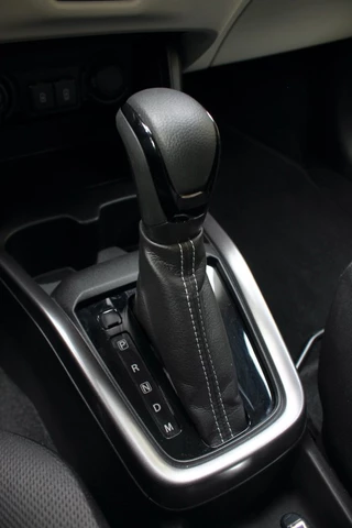 Suzuki Swift – thumbnail 32