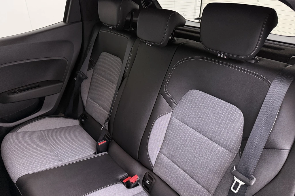 Renault Clio – foto 11