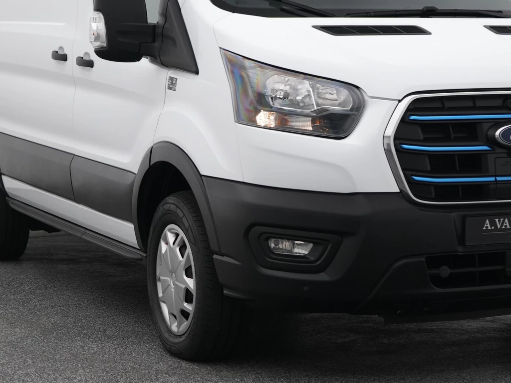 Ford E-Transit – foto 32