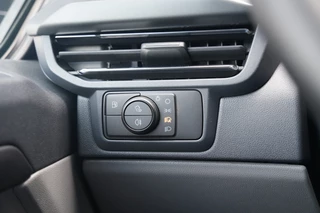 Ford Tourneo Custom – thumbnail 21