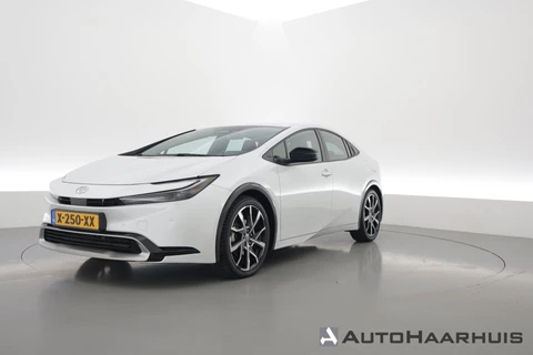 Toyota Prius 2.0 Plug-in Executive - Orig. NL | Rijklaar! | Dig. Cockpit | Adapt. Cruise | Stoel-Stuurverw. | Nav+App.Connect | Camera+PDC | Elek. Klep | ACC | LED v