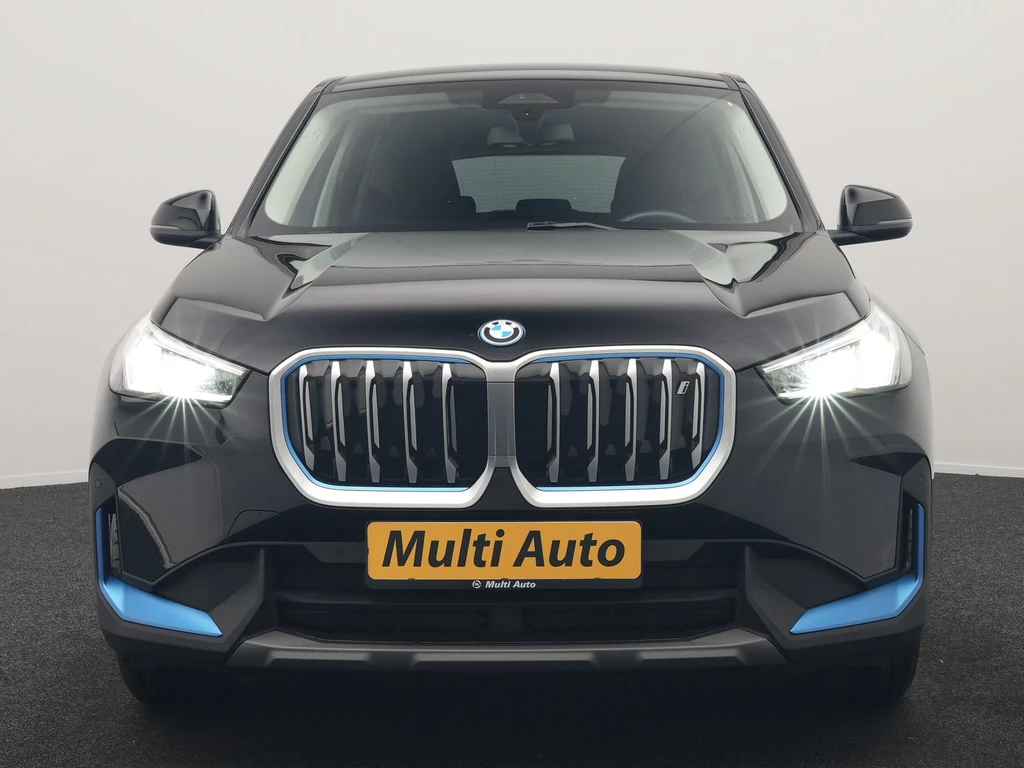 BMW iX1 – foto 10