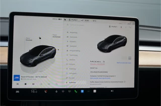 Tesla Model 3 – thumbnail 22