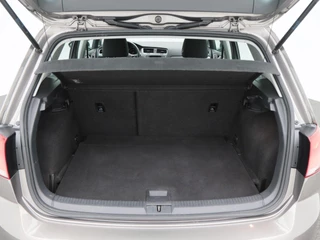 Volkswagen Golf – thumbnail 18