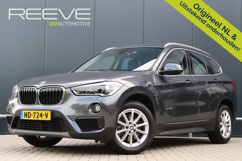 BMW X1 sDrive20i Centennial Executive 192pk Automaat | NL auto! | Trekhaak | Camera | Sportstoelen | Elektr. Achterklep