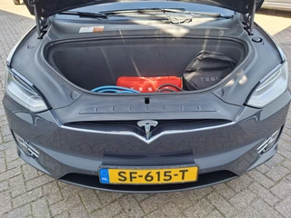 Tesla Model X – thumbnail 42