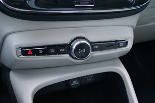 Volvo XC40 – thumbnail 23