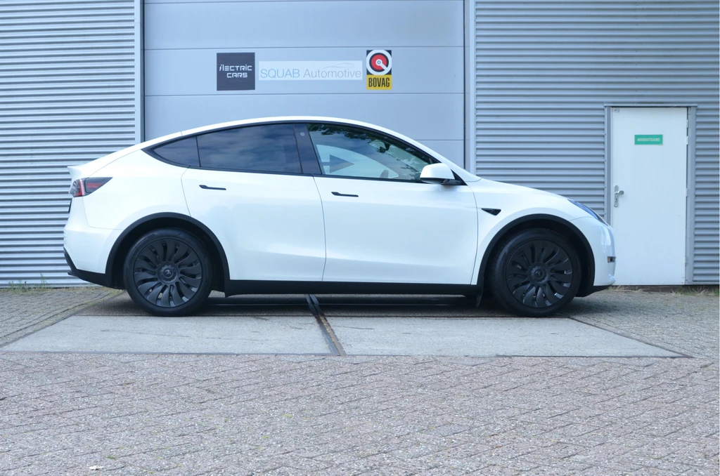 Tesla Model Y – foto 4