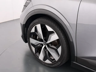 Renault Megane E-Tech – thumbnail 29