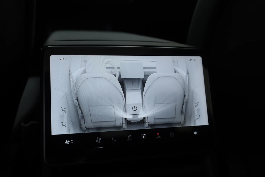 Tesla Model Y – foto 43