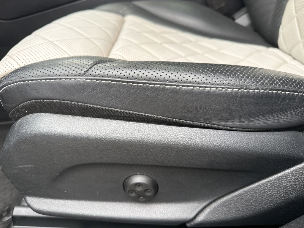 Mercedes-Benz EQC – foto 22