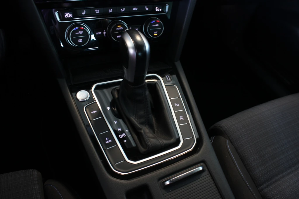 Volkswagen Passat – foto 17