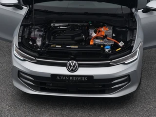 Volkswagen Golf – thumbnail 33