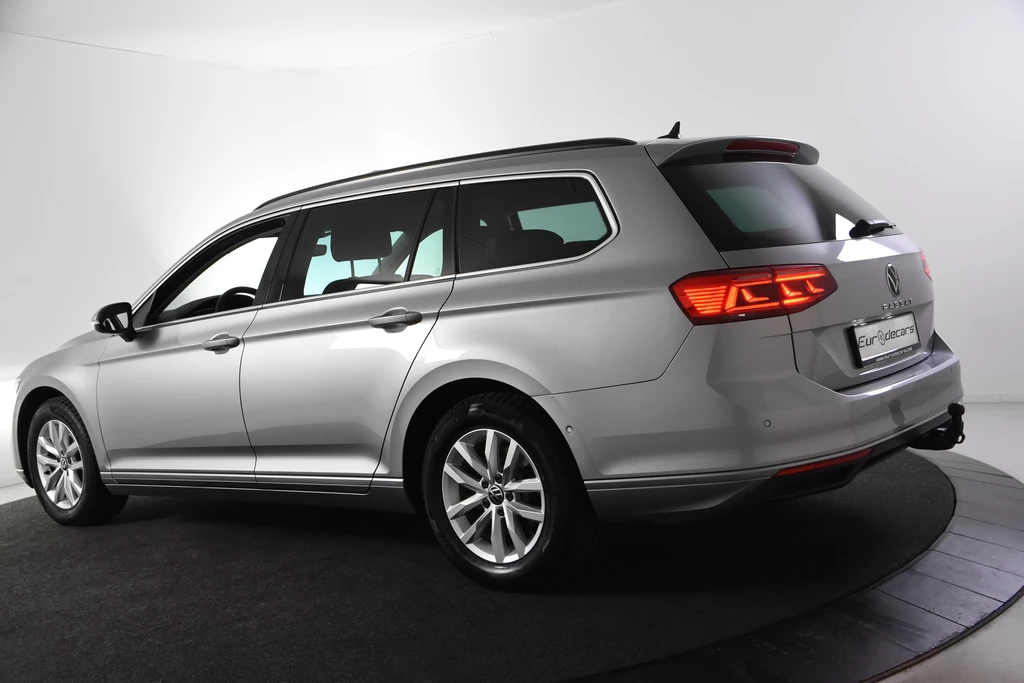 Volkswagen Passat – foto 8