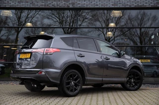 Toyota RAV4 – thumbnail 4