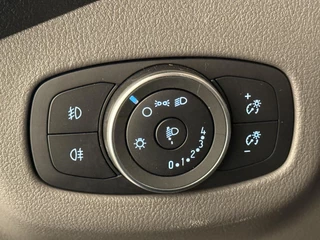 Ford Transit Connect – thumbnail 29