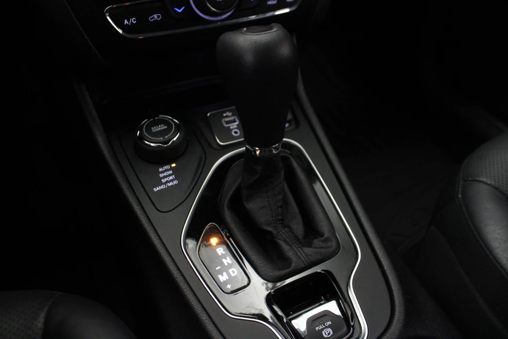 Jeep Cherokee – foto 13