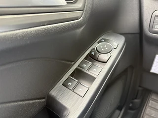 Ford Kuga – thumbnail 35