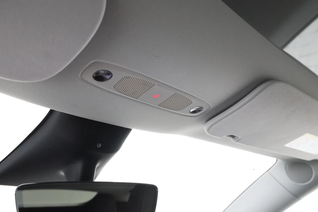 Tesla Model Y – foto 25