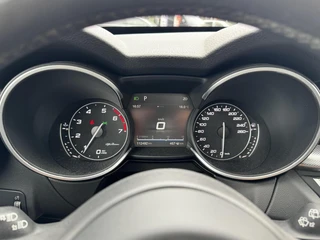 Alfa Romeo Stelvio – thumbnail 12