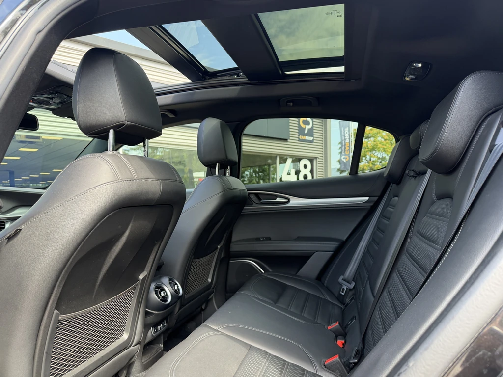 Alfa Romeo Stelvio – foto 13