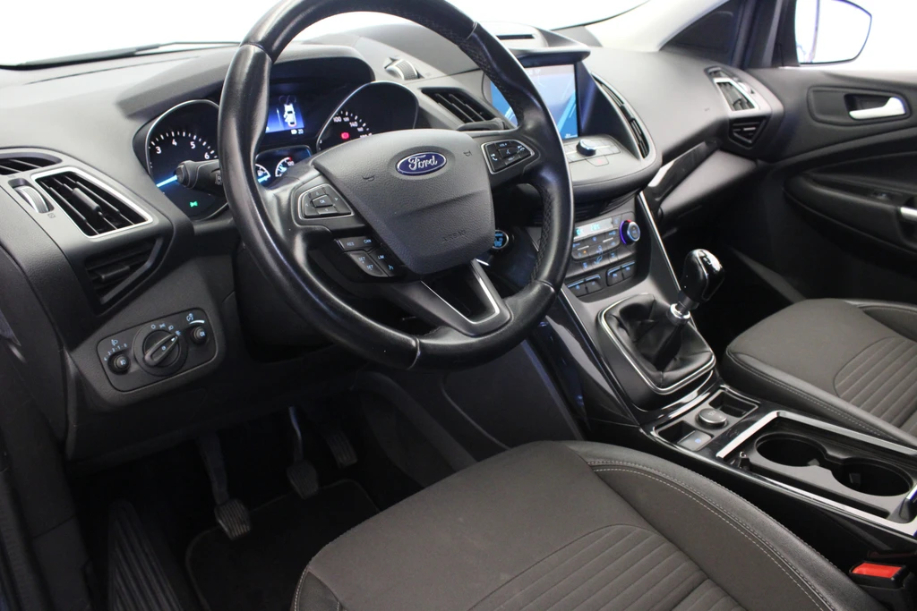 Ford Kuga – foto 16