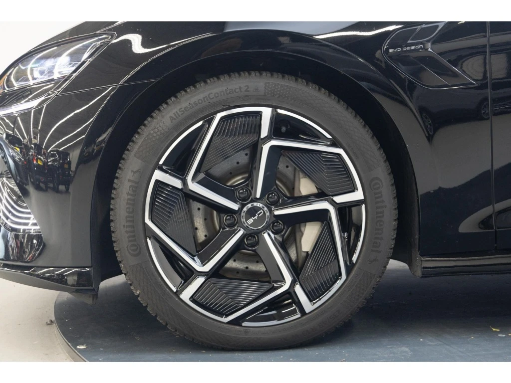 BYD SEAL – foto 28