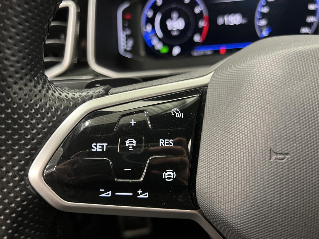 Volkswagen T-Roc – foto 15