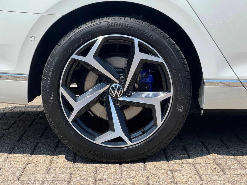 Volkswagen Passat – foto 15