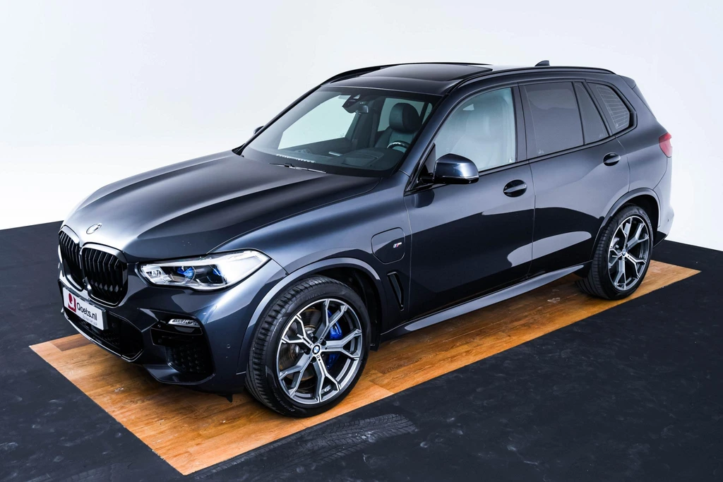 BMW X5 – foto 2