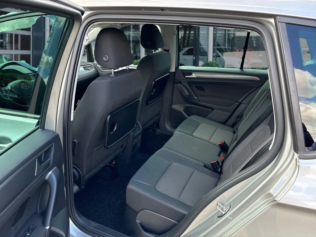 Volkswagen Golf Sportsvan – foto 12