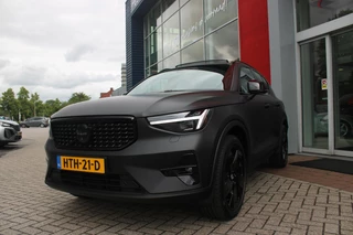 Volvo XC40 – thumbnail 2