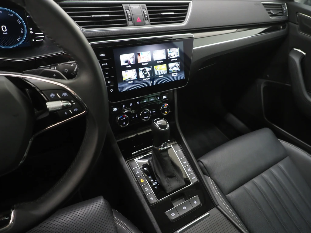 Škoda Superb – foto 38