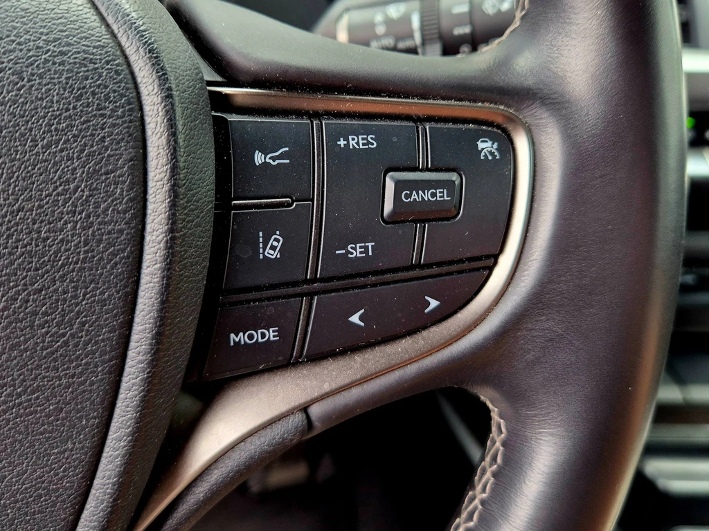 Lexus UX – foto 25